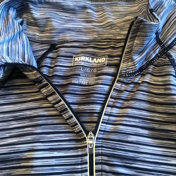 Ladies workout jacket - Picture 3 of 3